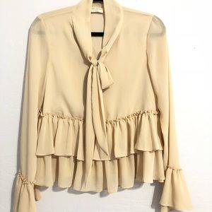 Rachel Parcell Ruffled Beige Blouse